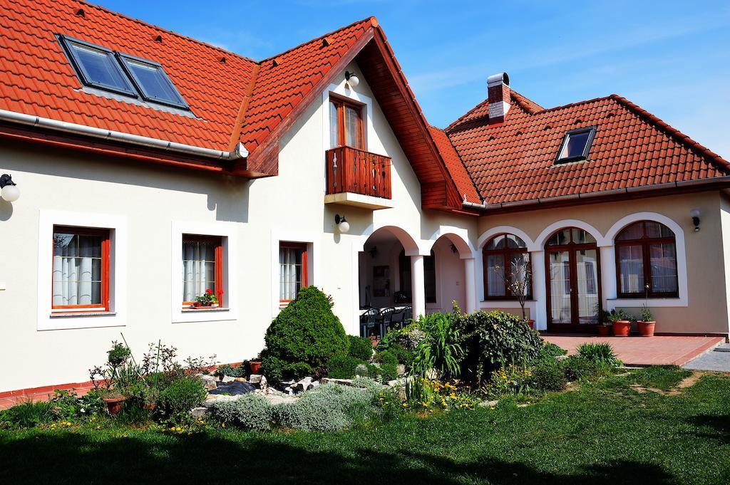 Ferienwohnung Vamosi Vendeghaz Nemesvámos Exterior foto