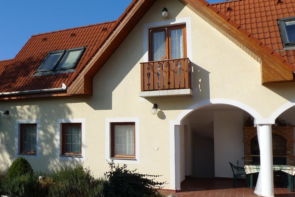 Ferienwohnung Vamosi Vendeghaz Nemesvámos Exterior foto